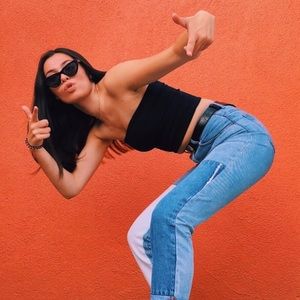 Meet your Posher, Jade